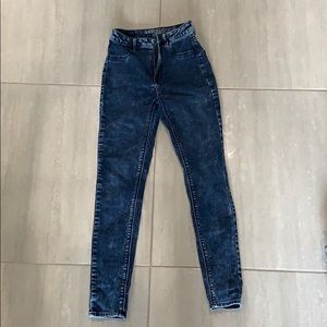 American eagle high waisted blue jeans